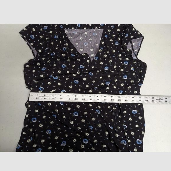 NWT J Crew Fabrizia Midi True Wrap Dress S Short Sleeve Black Floral #drs8.10 - Picture 4 of 10